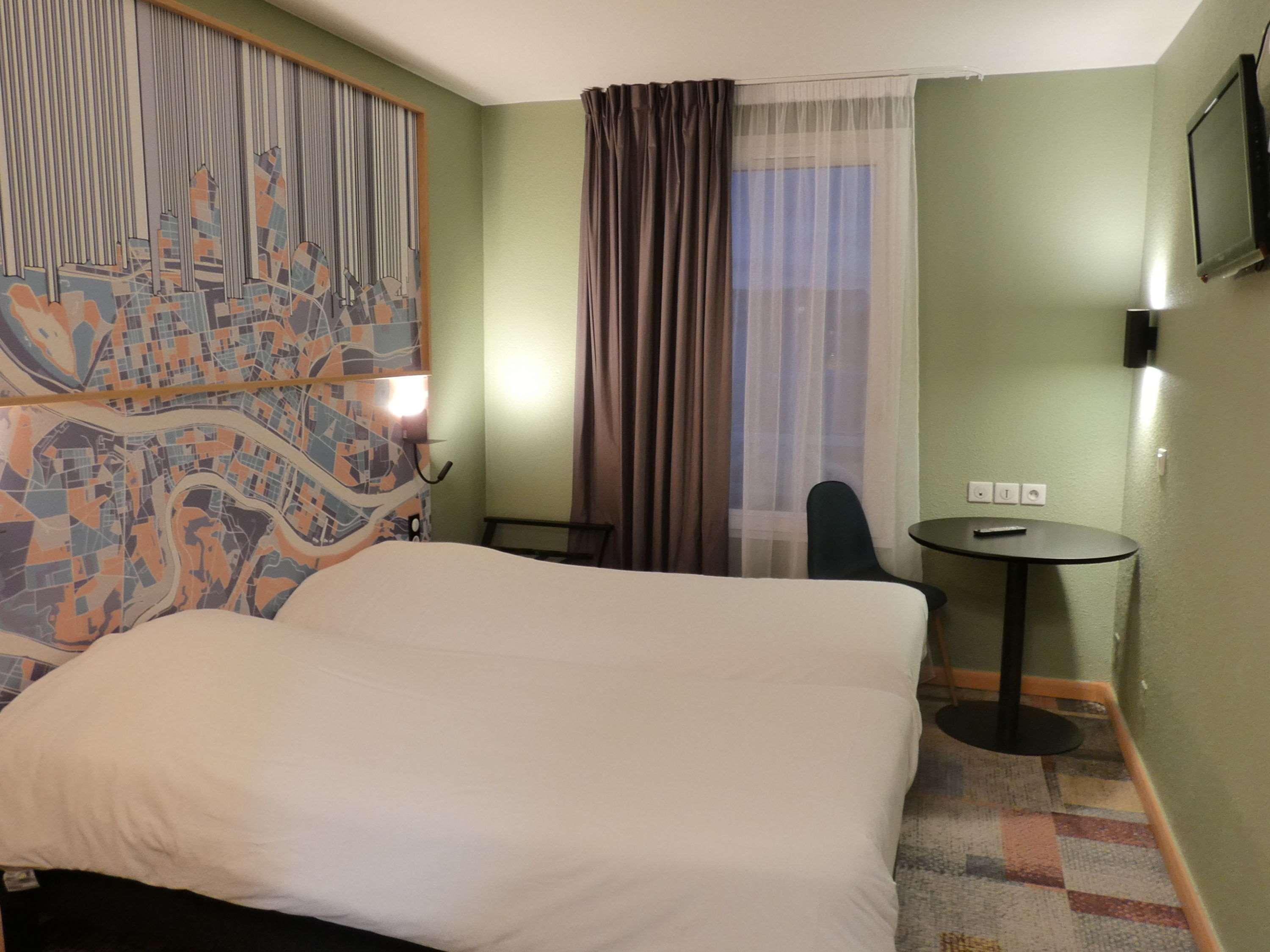 Hotel Ibis Styles Lyon Croix Rousse Zewnętrze zdjęcie